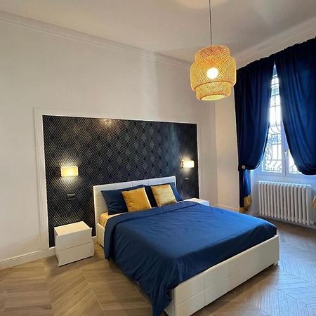 Isola Suites Милан Экстерьер фото