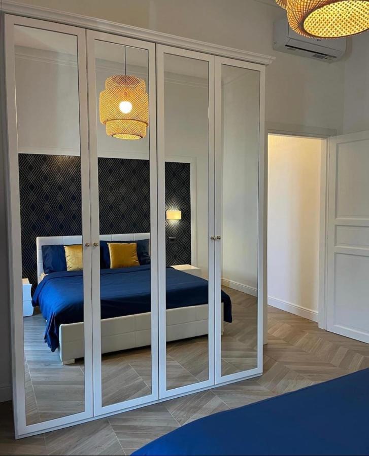 Isola Suites Милан Экстерьер фото